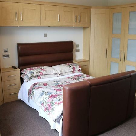 Telford House Panzió Milton Keynes Kültér fotó