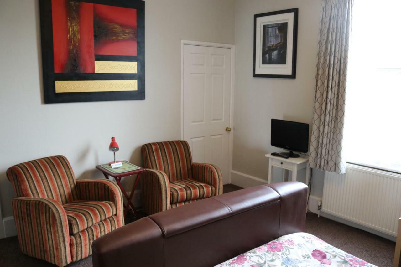 Telford House Panzió Milton Keynes Kültér fotó
